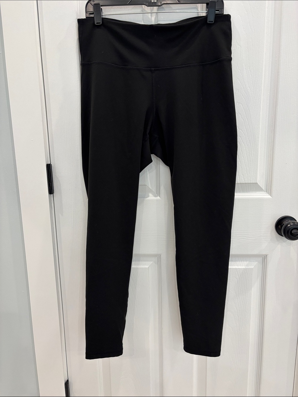 Old Navy Black Leggings - Stretchy Active Bottoms